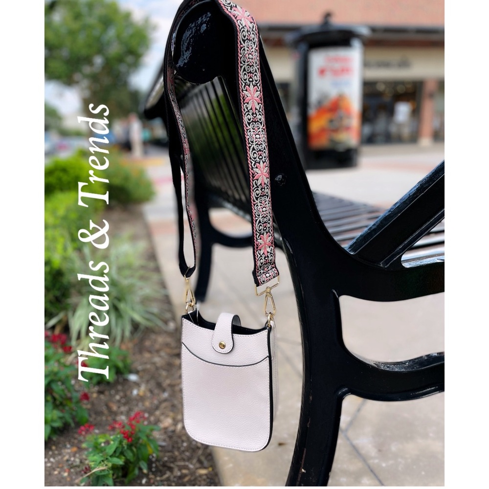 Crossbody Boho Guitar Strap Bag. - Picture 3 of 7